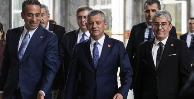 Yeni Parti Hazırlığı ve Vekil İddiaları