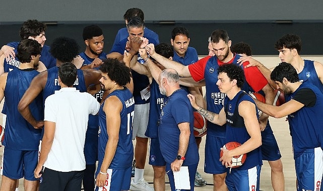 Anadolu Efes 2026-2027 Sezonuna Başladı