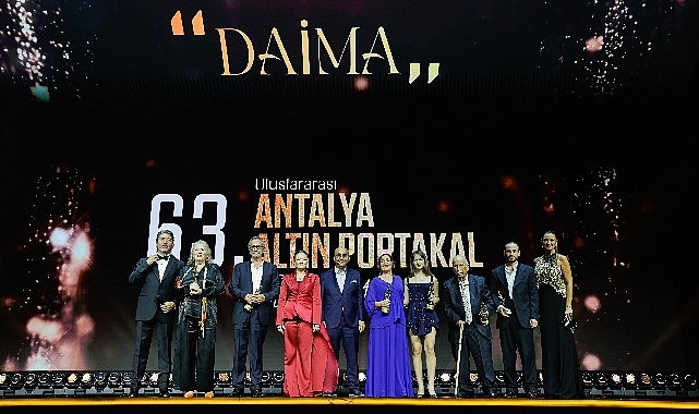 63. Altın Portakal Sinema Meşalesini 'Daima' Sloganıyla Yaktı